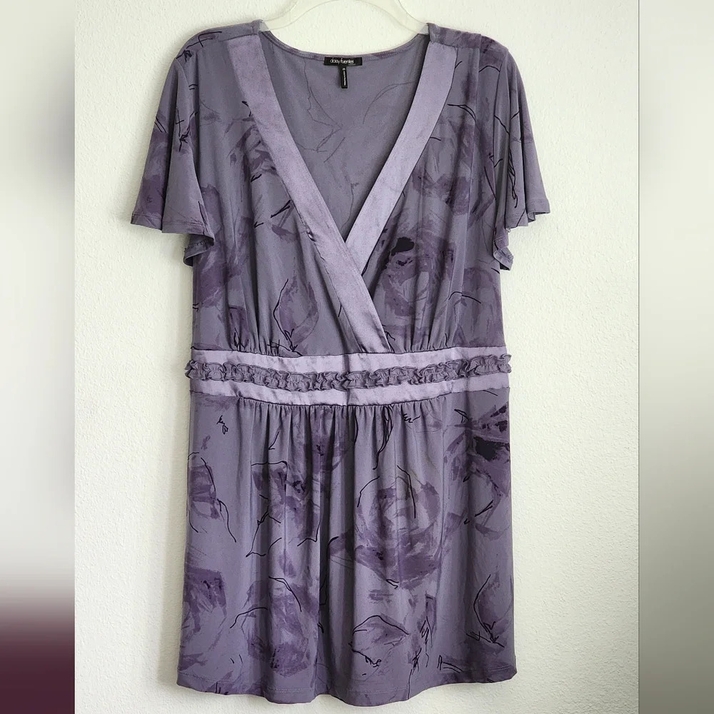 Daisy Fuentes Plus Size Lavender Floral V-neck Pullover Ties In Back Sz 2X